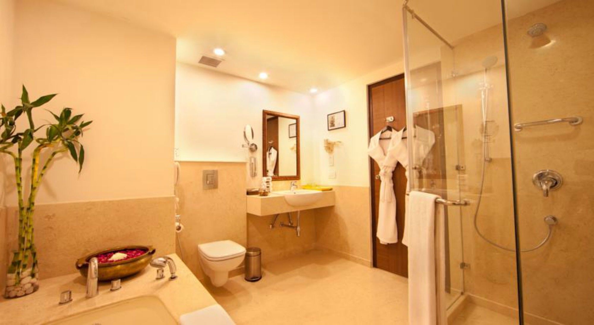Lemon Tree Hotel Chandīgarh Dış mekan fotoğraf